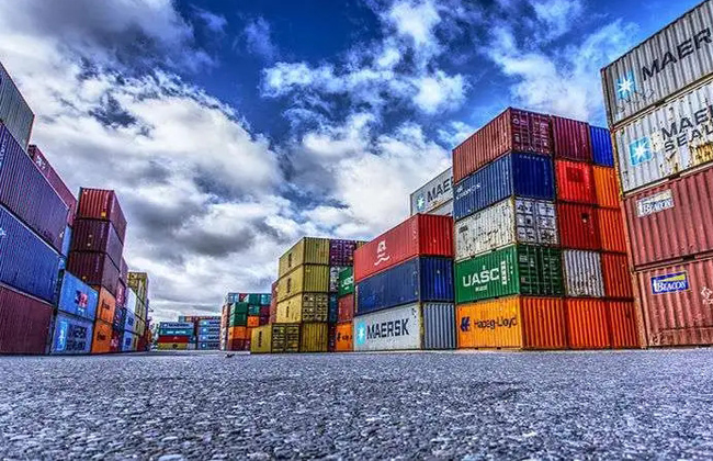 创燃点海外仓推出全新美国一件代发服务，助力跨境电商卖家提升物流效率